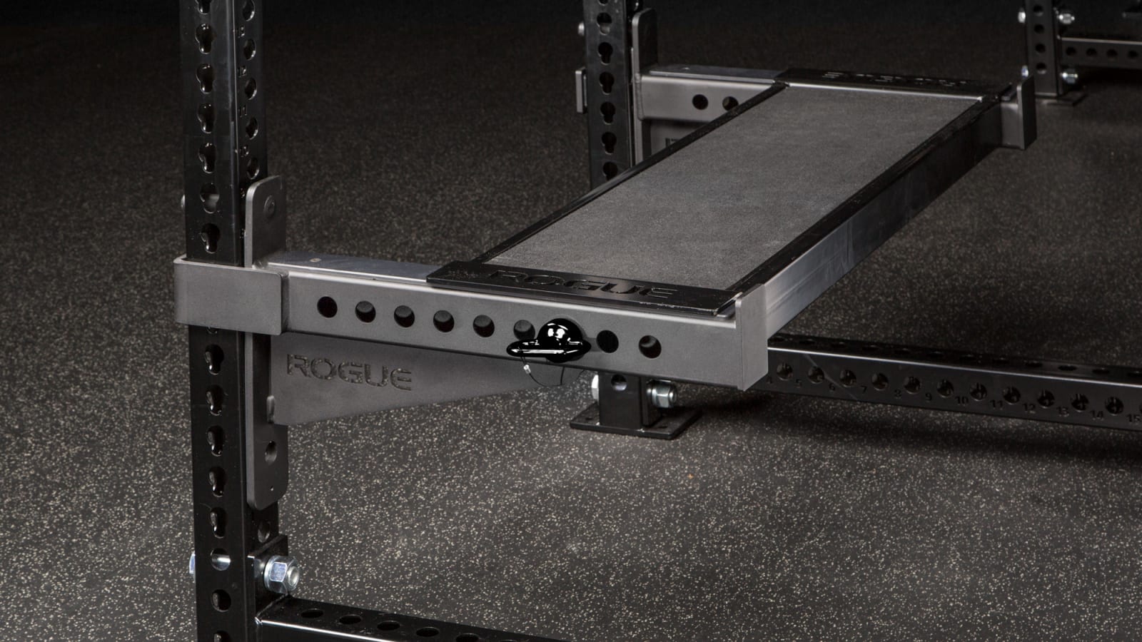 Rogue Monster Utility Seat